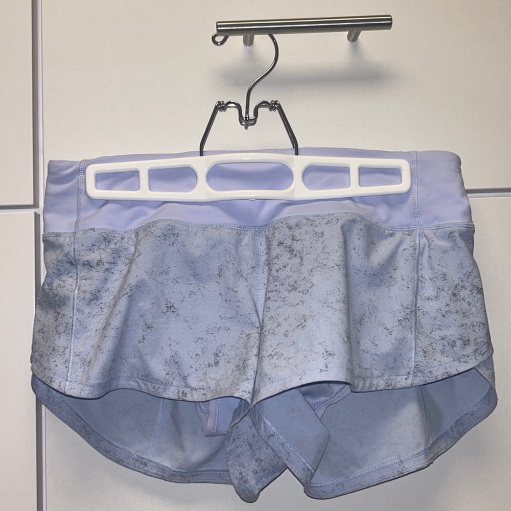 Lululemon Speed Up Shorts - size 4